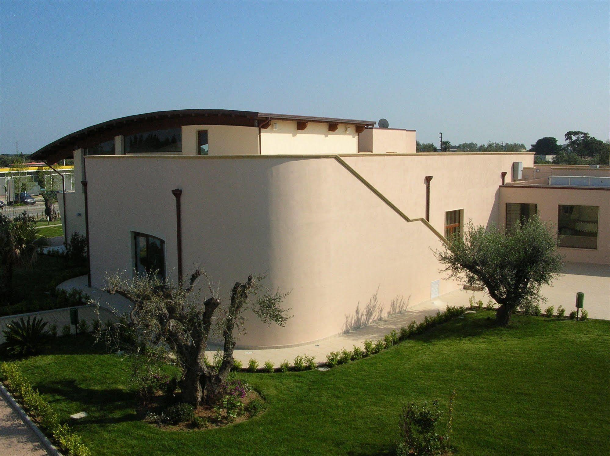 Hermes Hotel Policoro Dış mekan fotoğraf